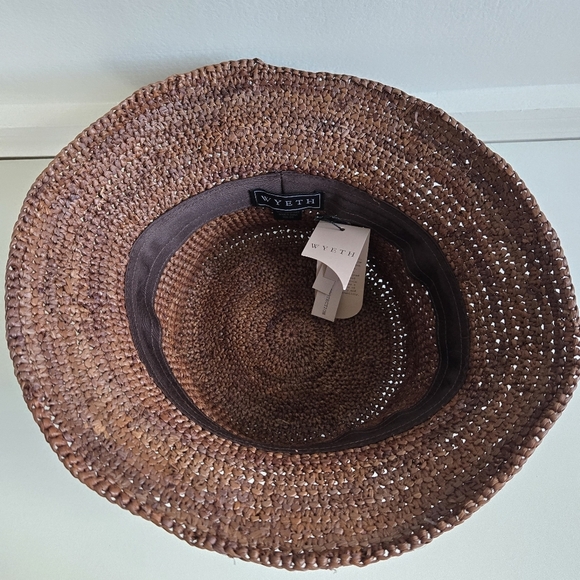 New Wyeth Aden Hand Crocheted 100% Raffia Straw Chocolate Bucket Hat O/S NWT - Picture 8 of 10